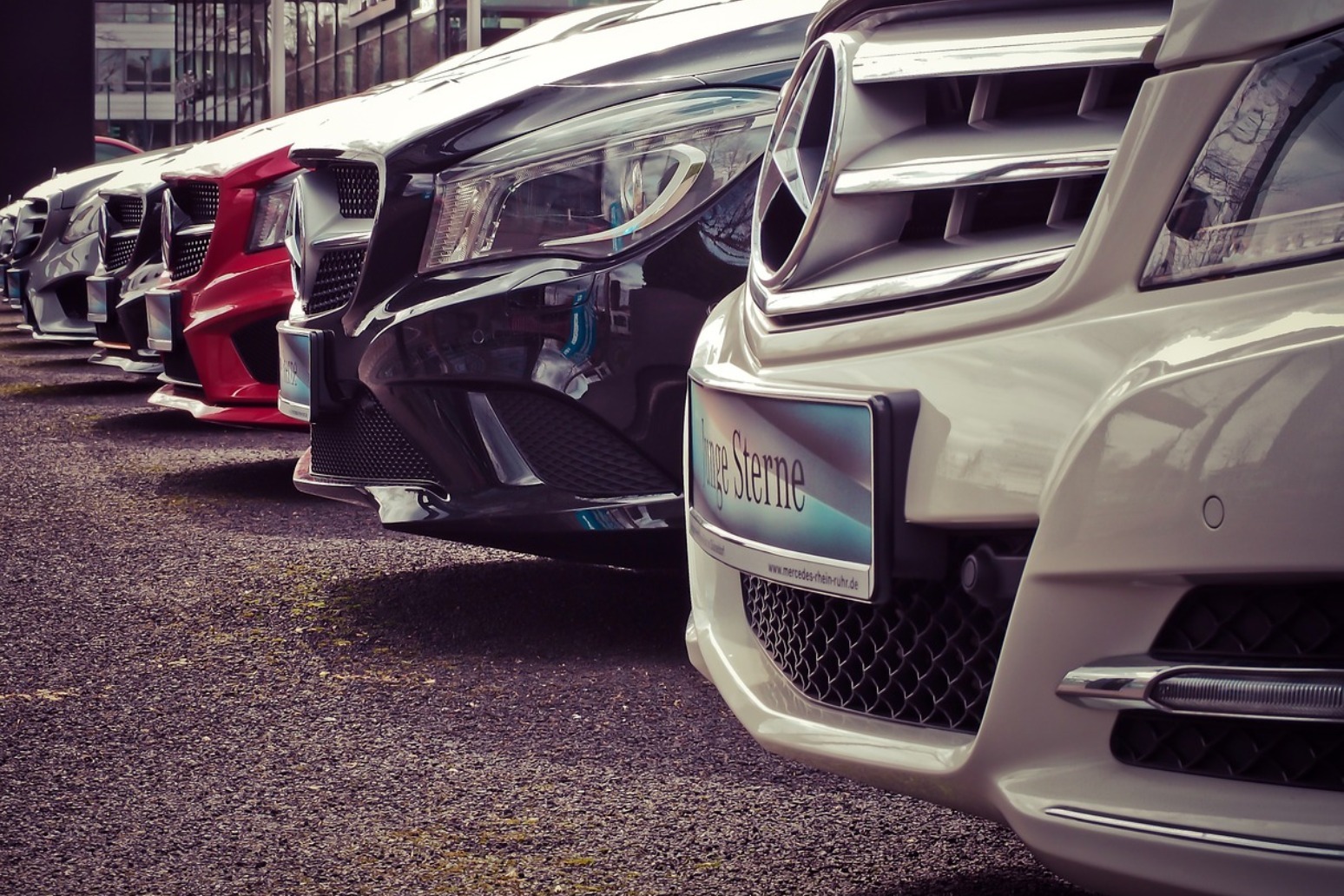 New car sales drop to their lowest levels since 2009 